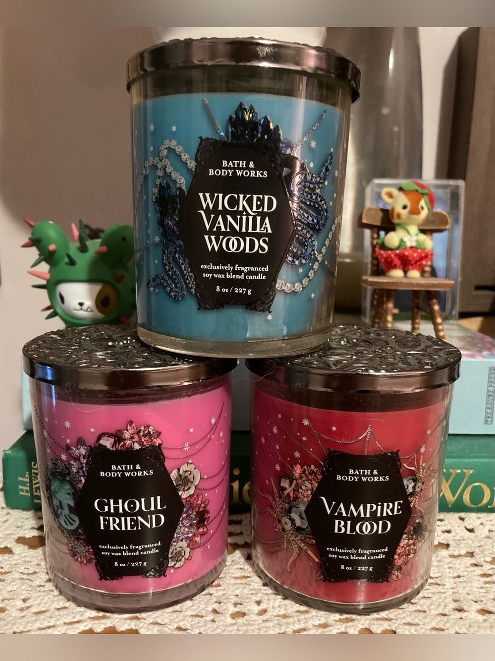 Bath & Body Works Candles Vampire Blood Ghoul Friend Wicked Vanilla Woods Lot